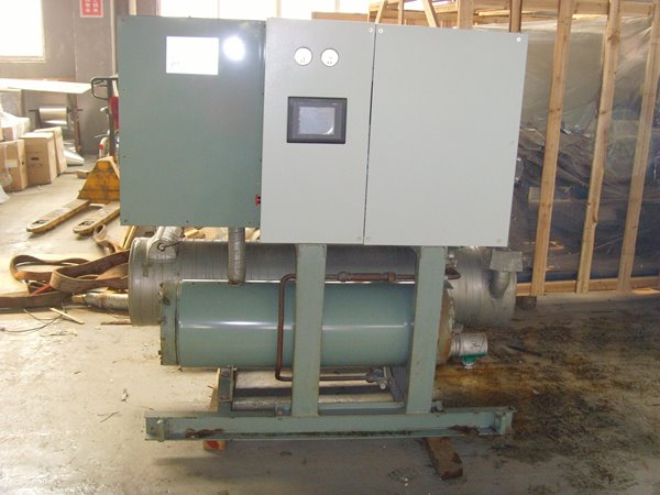 三更罗镇酒店中央空调不停机清洗方法介绍